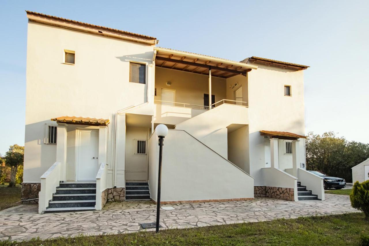 Parakladi Seaside Retreat Melikia Exterior photo